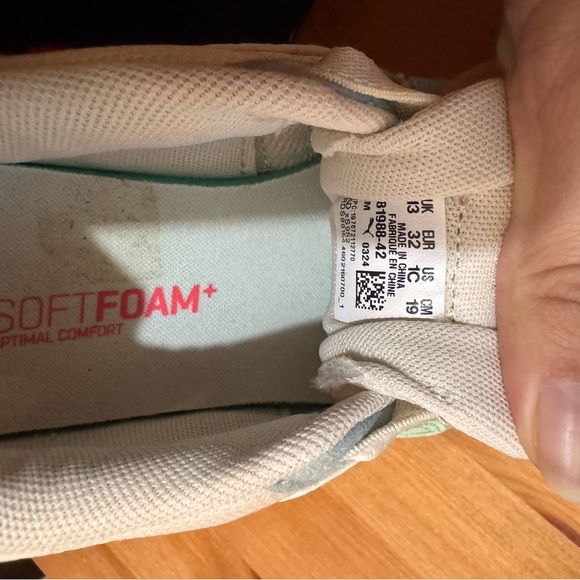 Puma Kids Sneakers - Cream, Mint Green, and Pink - Picture 4 of 4